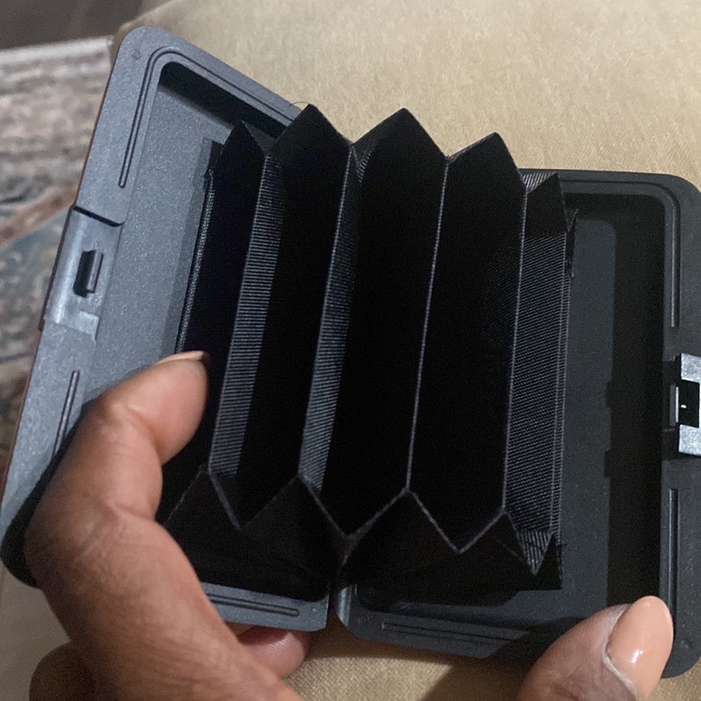 Armored Wallet Multi Color - Picture 3 of 3